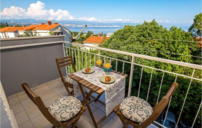 Beautiful apartment in Lovran with WiFi and 2 Bedrooms